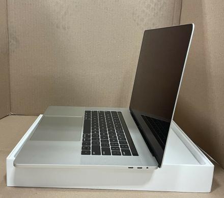 2019 Apple Macbook Pro Touch Bar 16-1