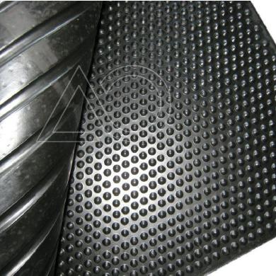 Guminė grindų danga didelėms apkrovoms, gyvulininkystės pastatams-1