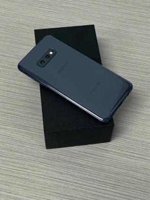 Samsung Galaxy S10e-1