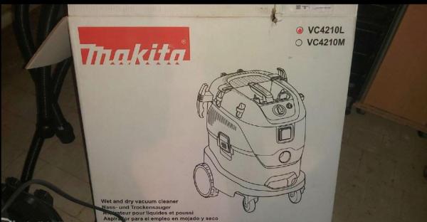 Sauso drėgno vslymo siurblys Makita VC4210L-3