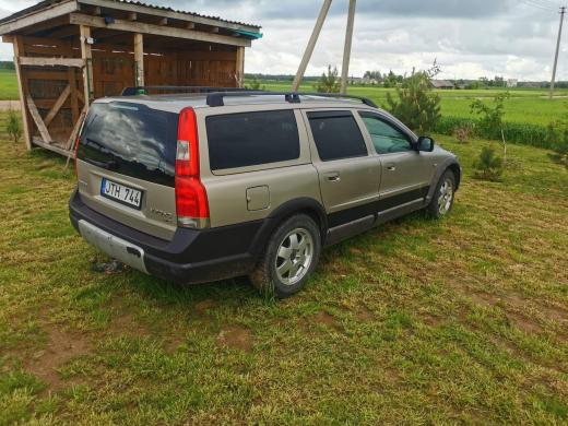 Volvo xC70-1