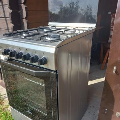 Parduodu dujiu virykle, arkaite elektro : Indesit :-1