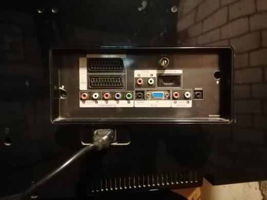 LCD Samsung televizorius-1