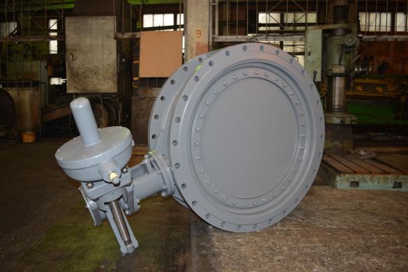 Double-eccentric butterfly valve 32нж910р Dn 1000 Pn 10-1