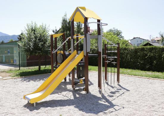 Vaikų žaidimų aikštelės-0
