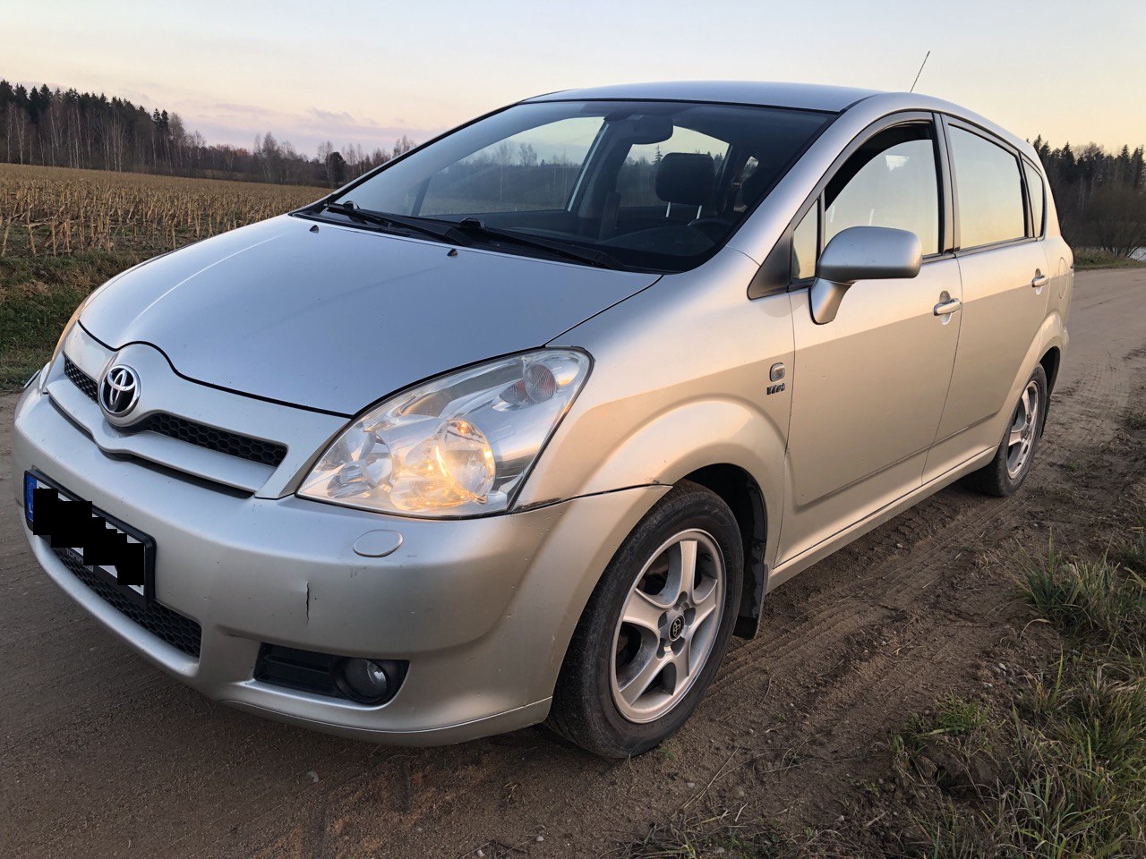 Toyota Corolla Verso 2005-0