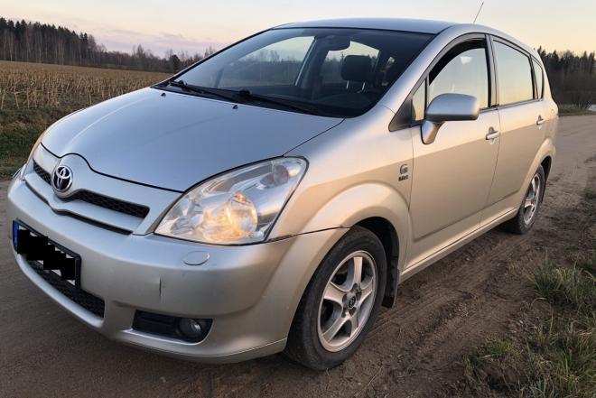 Toyota Corolla Verso 2005-0