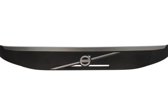 VOLVO FM4 VIRŠUTINĖS GRILĖS-0