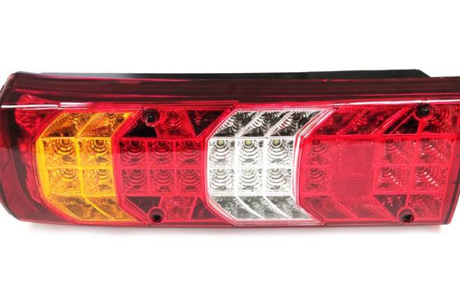 MERC ACTROS MP4 LAMP LEFT LEFT-0