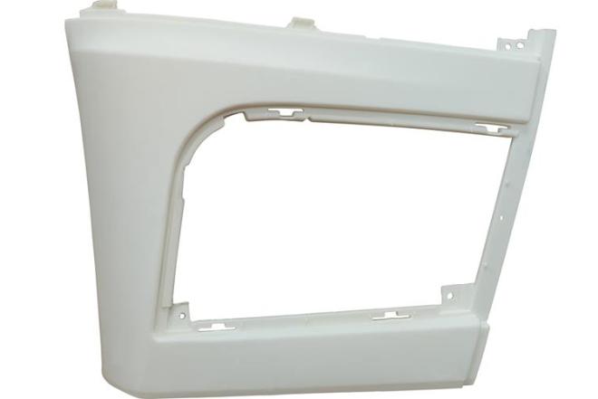 MERC ACTROS MP4 KLASIKINIS BUMPERIS DEŠINIS 2300 mm ŽEMAS-0