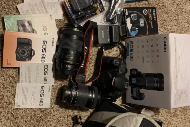 Canon EOS 60D 18,0 MP skaitmeninis SLR fotoaparatas su EFS 18–200 mm objektyvu-0