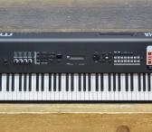 Yamaha MX88 88 klavišų svertinio veiksmo muzikos sintezatoriaus klaviatūra – juoda-0