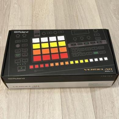ROLAND VERSELAB MV-1 dainų gamybos studijos muzikos darbo vieta-0