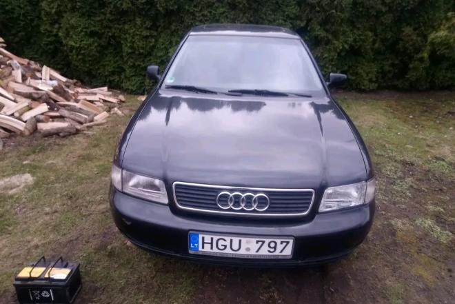 Audi A4-0