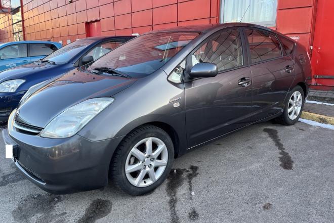 Toyota Prius 2 Naujos Dujos Nuoma / Aренда 120 eu-0