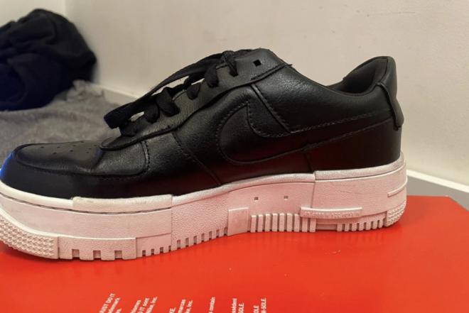 Nike air force pixel 1-0