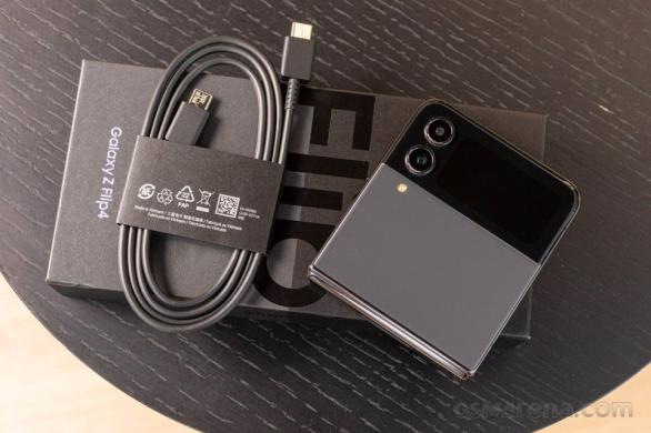 Samsung z flip 4 256gb 8gb RAM 24mėn. garantija-0