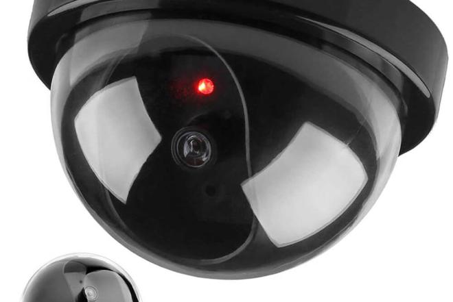 Stebejimo kameros imitacija su LED diodu-0