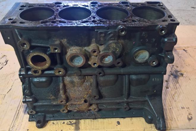 Mazda-6 II variklis dalimis. R2AA-0