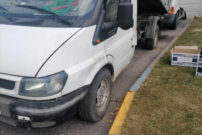 ford tranzit-0