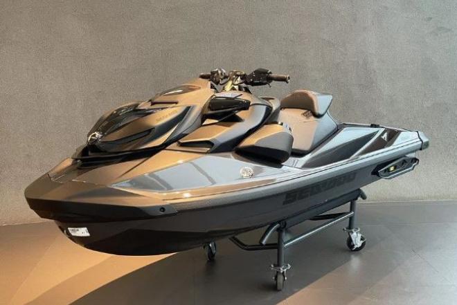 2023 Sea-Doo RXP-X 300-0