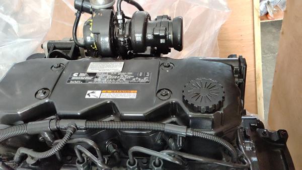 Variklis Cummins Qsb4.5-c110-31, Komatsu Pc200-3