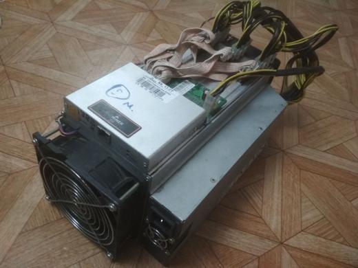 Parduodami Bitcoin mining prietaisai-2