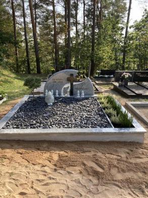 Paminklų išparduotuve-2