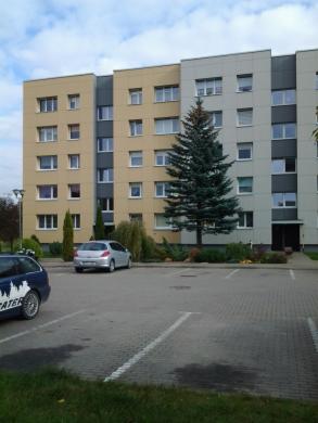 Parduodu 4k. butą Akmenės m.-2