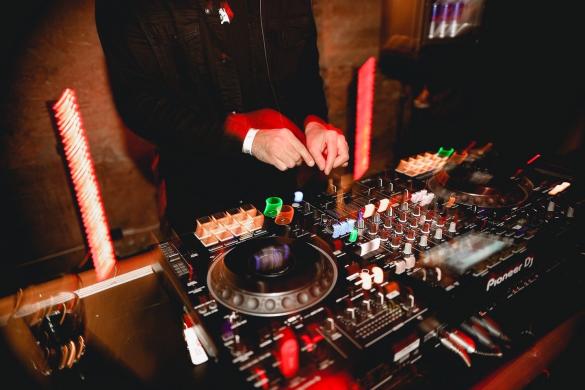 Individualūs DJ ir muzikos produkcijos kursai KAUNE-2