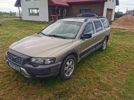 Volvo xC70-2