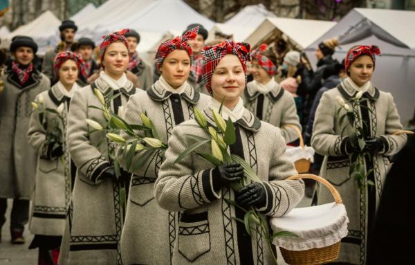 LK Vilniaus įgulos karininkų ramovės liaudiškų šokių ansamblis „Neris”-2