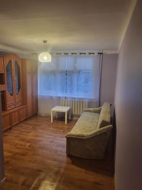 IŠNUOMOJAMAS 1 KAMBARIO BUTAS NAUJININKUOSE-2