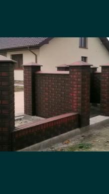 Klinkerio imitacijos betoninė tvora-2