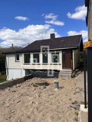 Parduodamas jaukus namukas su sklypu, Kretingoje Genių g.-1