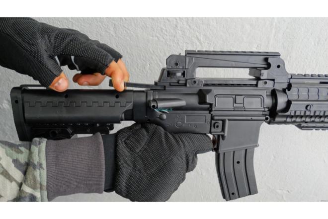 Amerikietiškas MKA spyruoklinis Airsoft ginklas-0