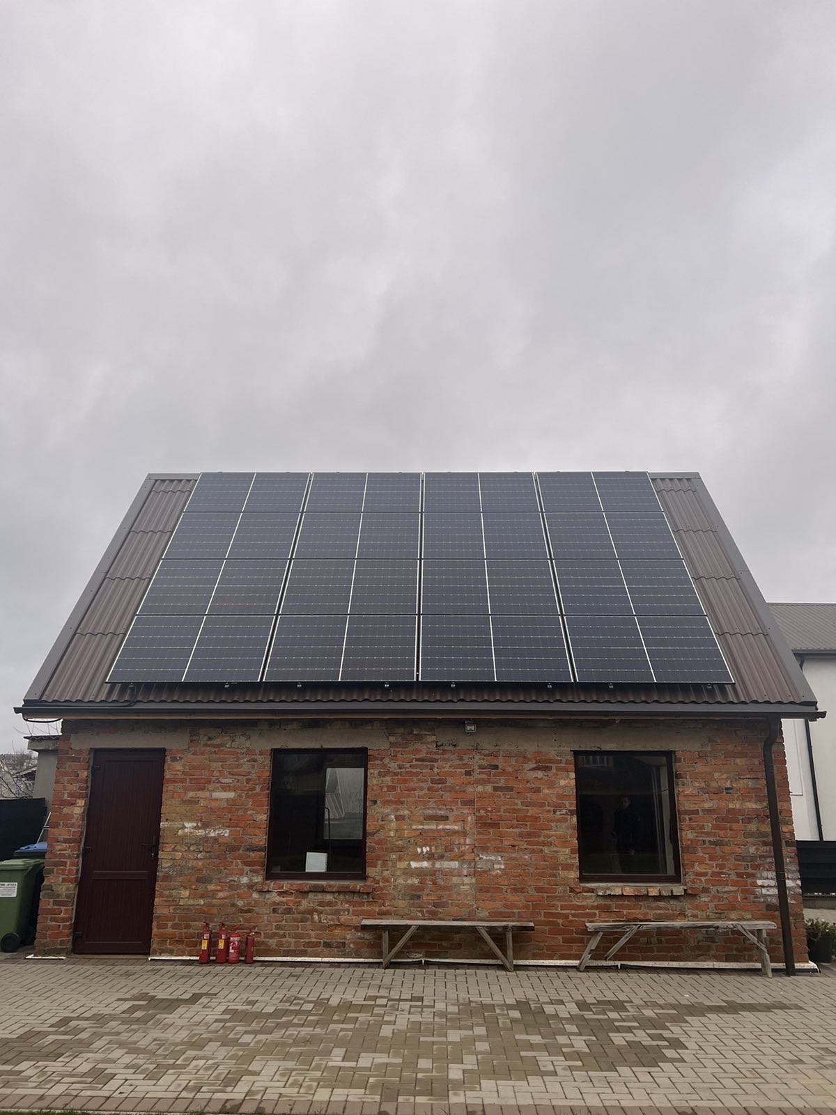 Saulės elektrinių ir elektromobilių stotelių įrengimas-0
