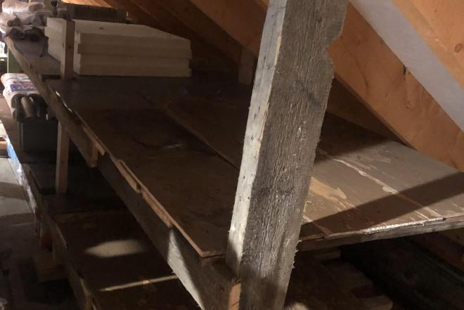 IŠNUOMOJU DAIKTŲ SANDĖLIAVIMUI STALAŽUS-0