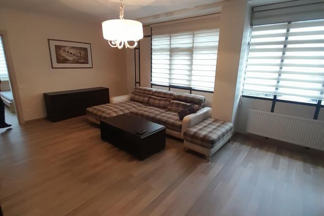 Nuomojamas 82,33 kv.m. 3 kambarių apartamentai Klaipėdos miesto centre-0
