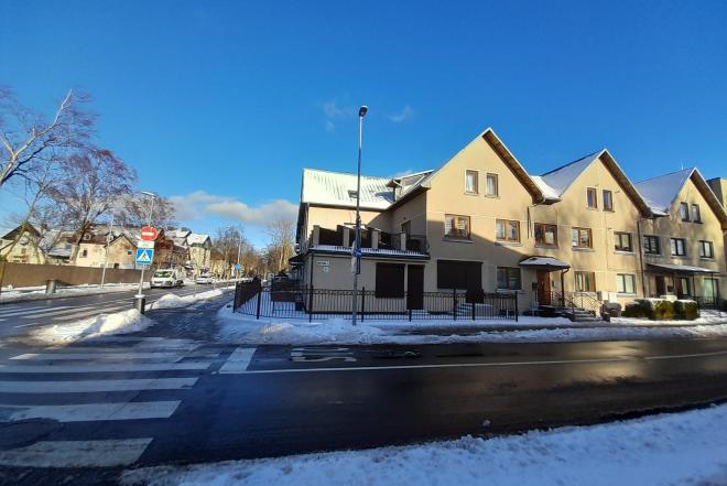 Parduodamas 275 kv.m. Kotedžas Palangos centre Vytauto g / Kastyčio g., Sankrižoje-0