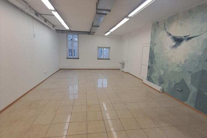 Išnuomojamos 55 kv.m. Grožio studijai ar ofisui tinkančios patalpos Tiltų g. Yra Kriauklė-0