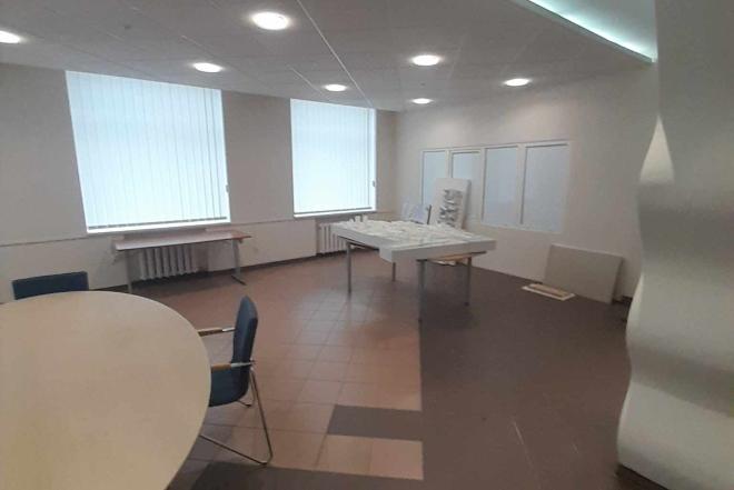 Išnuomojamos 133 kv.m., prekybinės / administracinės / dirbtuvėms / paslaugų patalpos Naujoji Uosto g-0
