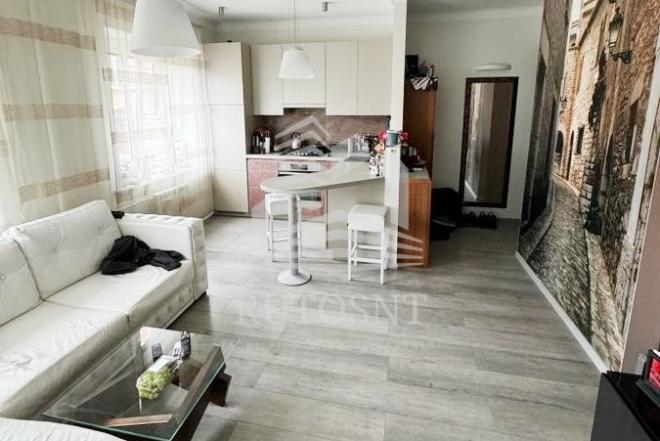 Parduodamas 2-jų kambarių butas S. Daukanto g.-0