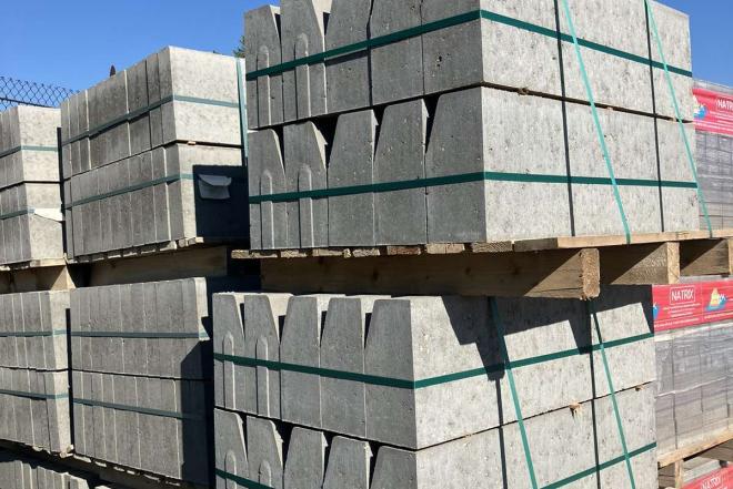 Betoninės trinkelės, vejos ir kelio bortai-0
