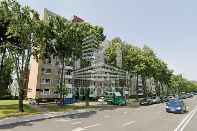 Parduodamas 3-jų kambarių butas Gedminų g.-0