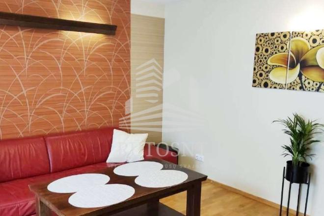 Parduodamas 2-jų kambarių butas senamiestyje, Daržų g.-0