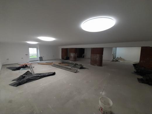 Išnuomojamas 800 kv.m. Komercinis pastatas Klaipėdos centre Priestočio g.-0