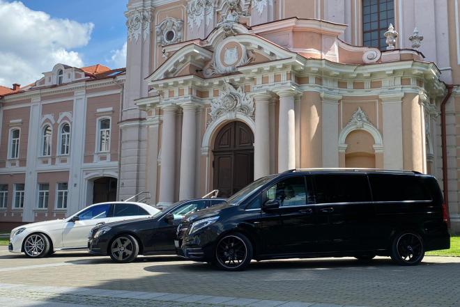 Prabangių automobilių nuoma su vairuotojais Lietuvoje - 15+ metų patirtis-0