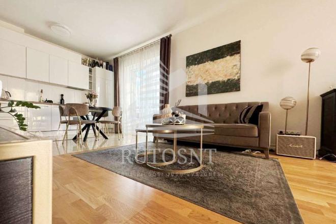 Parduodamas 2-jų kambarių butas Bijūnų g.-0