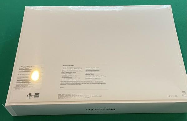 VISIŠKAI NAUJAS „Apple MacBook Pro 16“ (1 TB SSD, „Intel Core i9 9th Gen“, 2,30 GHz, 16 GB) 2019 m.-3